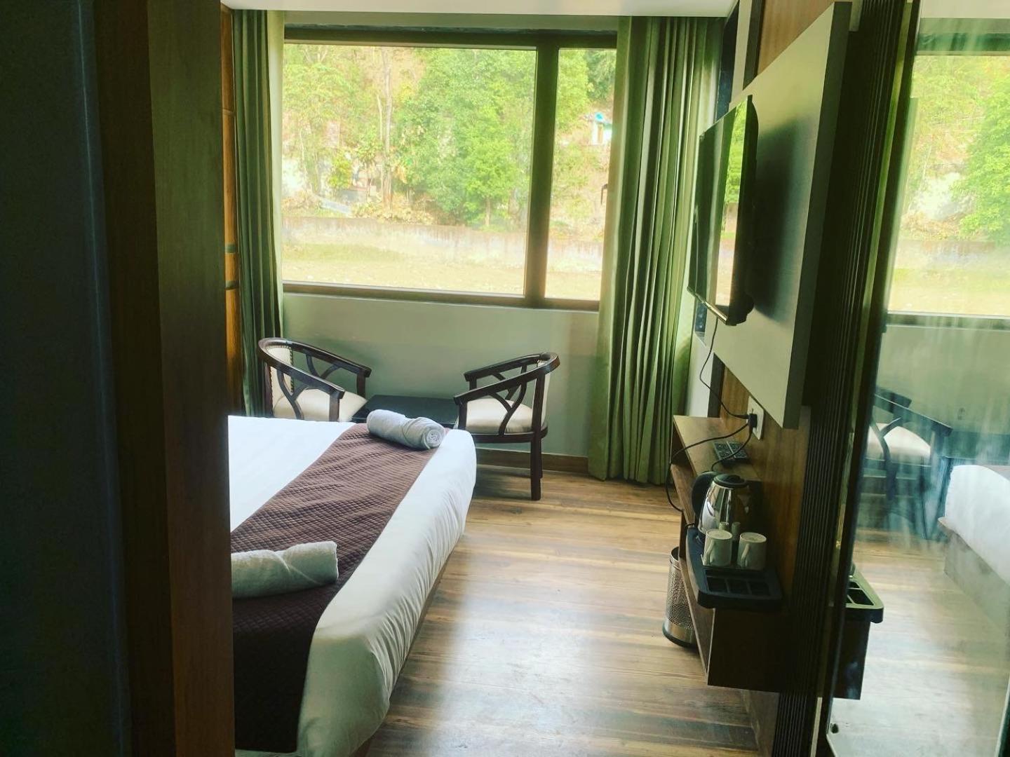 Hotel & Hostel Vimal Ganga Risikés Kültér fotó
