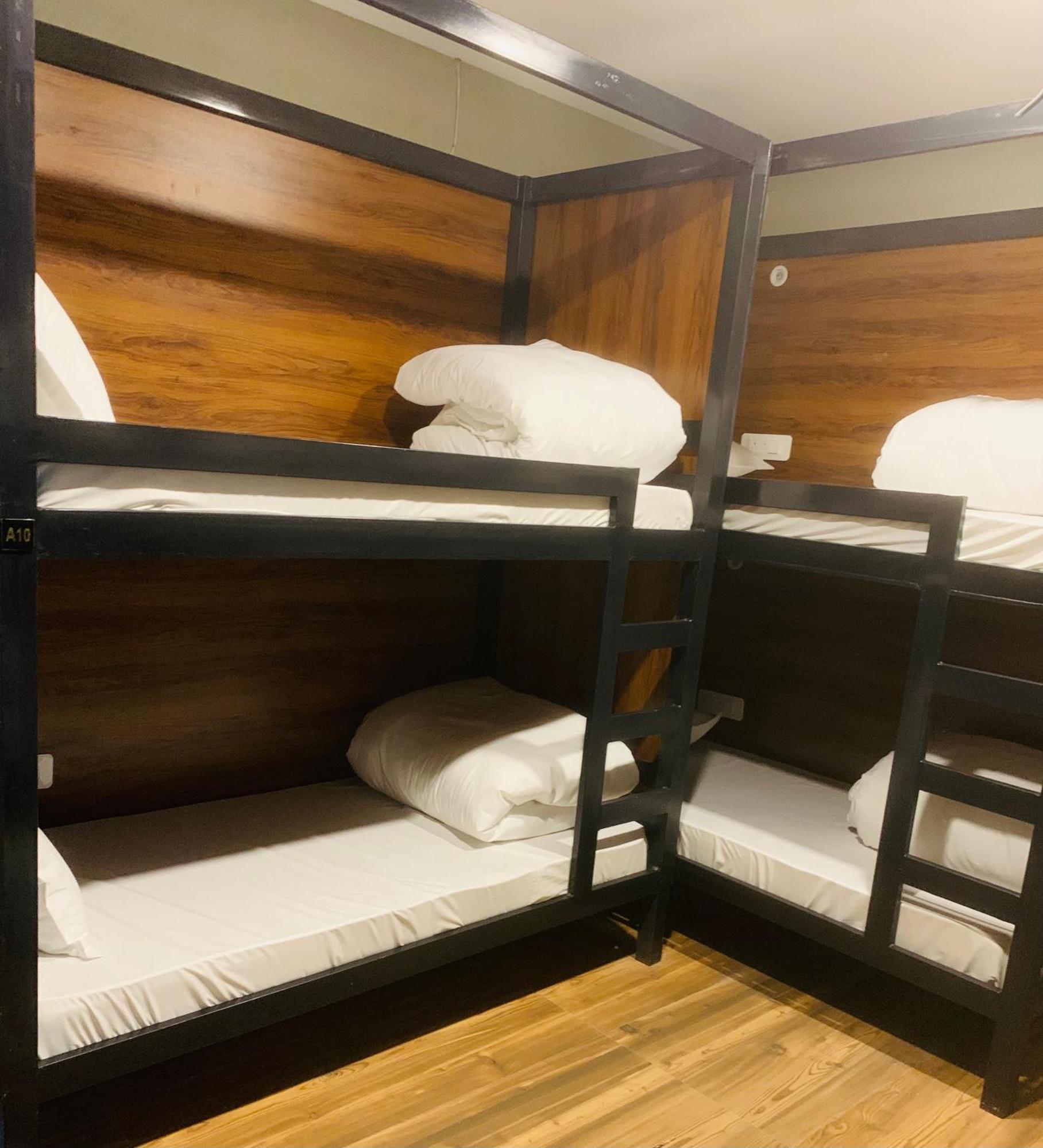 Hotel & Hostel Vimal Ganga Risikés Kültér fotó