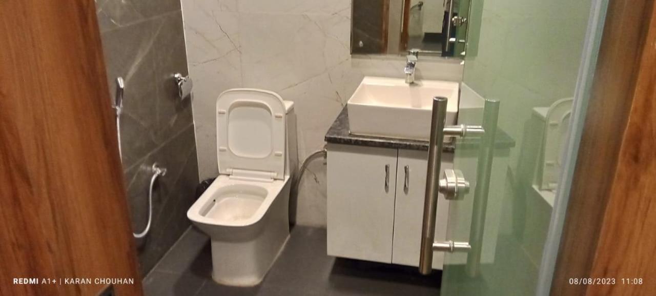 Hotel & Hostel Vimal Ganga Risikés Kültér fotó